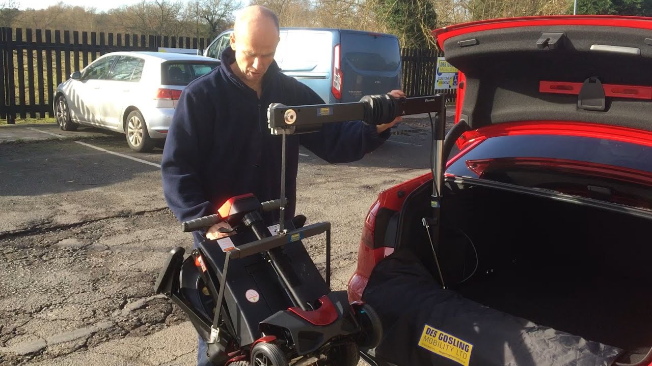 Carolift 40 KG Hoist - Folding Scooter into an Audi A4