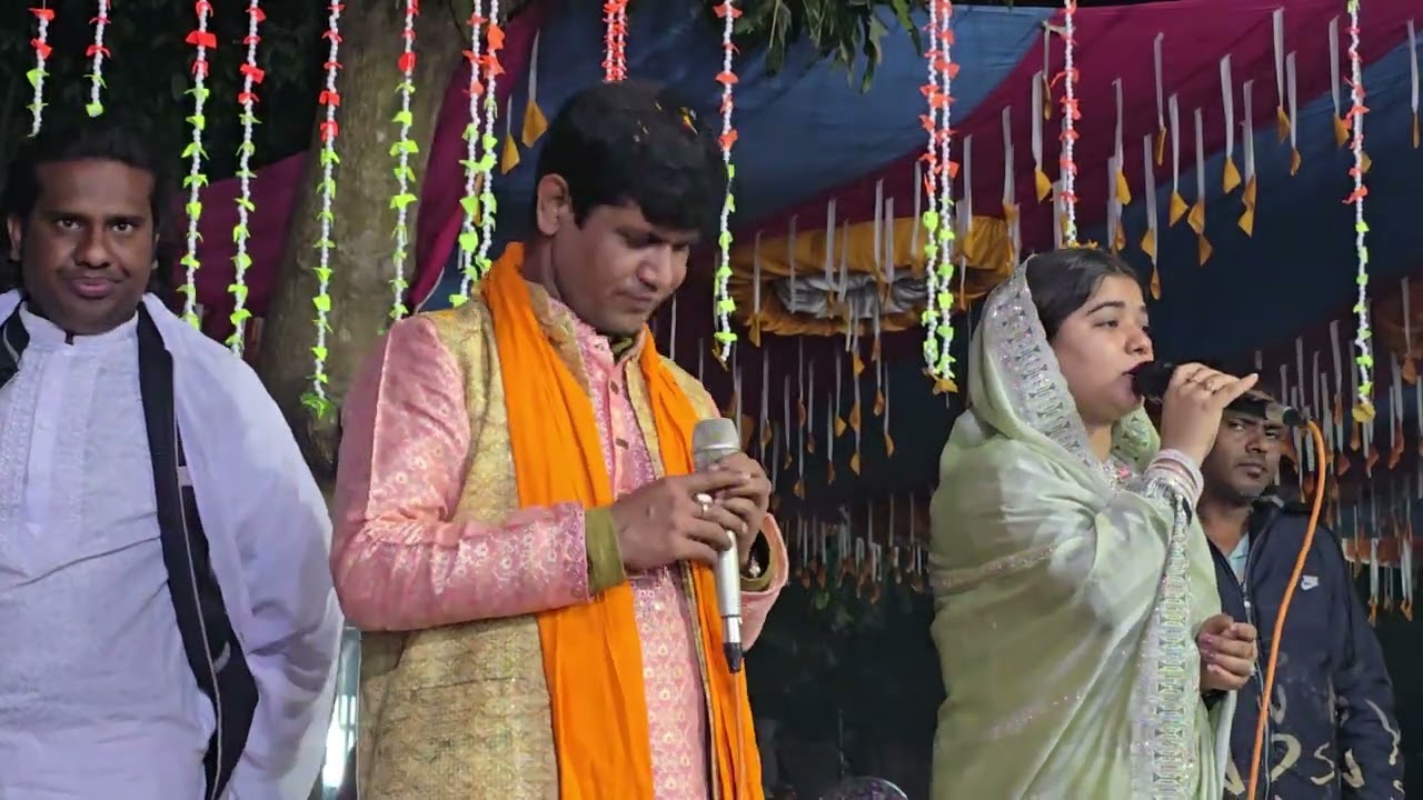 বাউল হবিল সরকার ও পলি সরকারে ডুয়েট গান। 