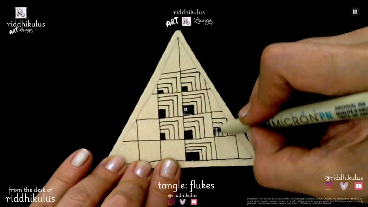 Riddhikulus Art Lounge: Monotangle: Flukes on a 3Z tile