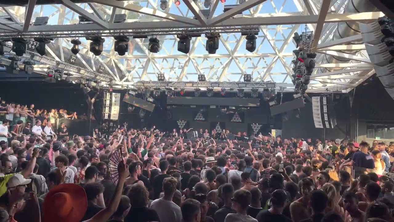 ​DEBORAH DE LUCA - TRENO - Galactica Festival - Discoteca Cocorico by @domelove