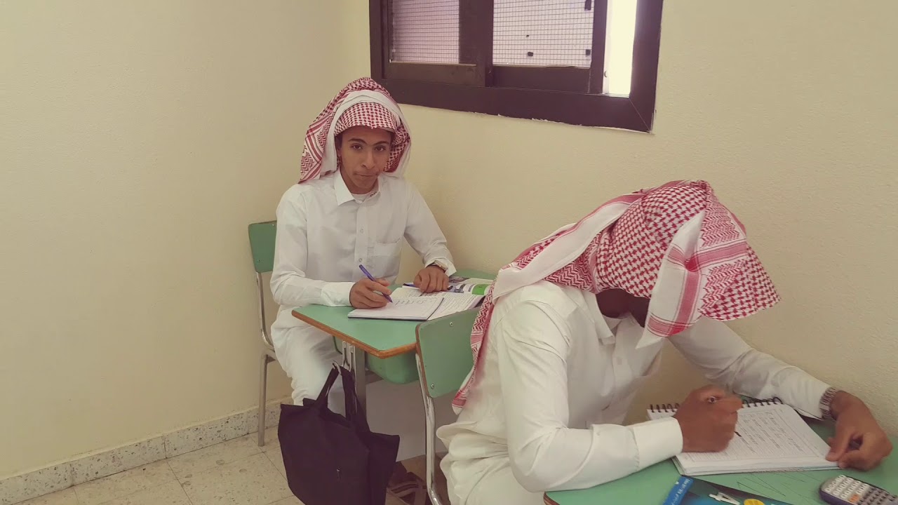 نماذج من برامج متوسطة و ثانوية أشيقر ١٤٣٨-١٤٣٩