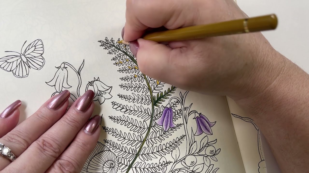 Раскраска для взрослых - Botanicum Snail page Часть 1