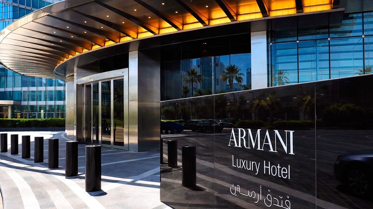 Dieses Hotel im Burj Khalifa ist anders als alle anderen! Armani Hotel Dubai