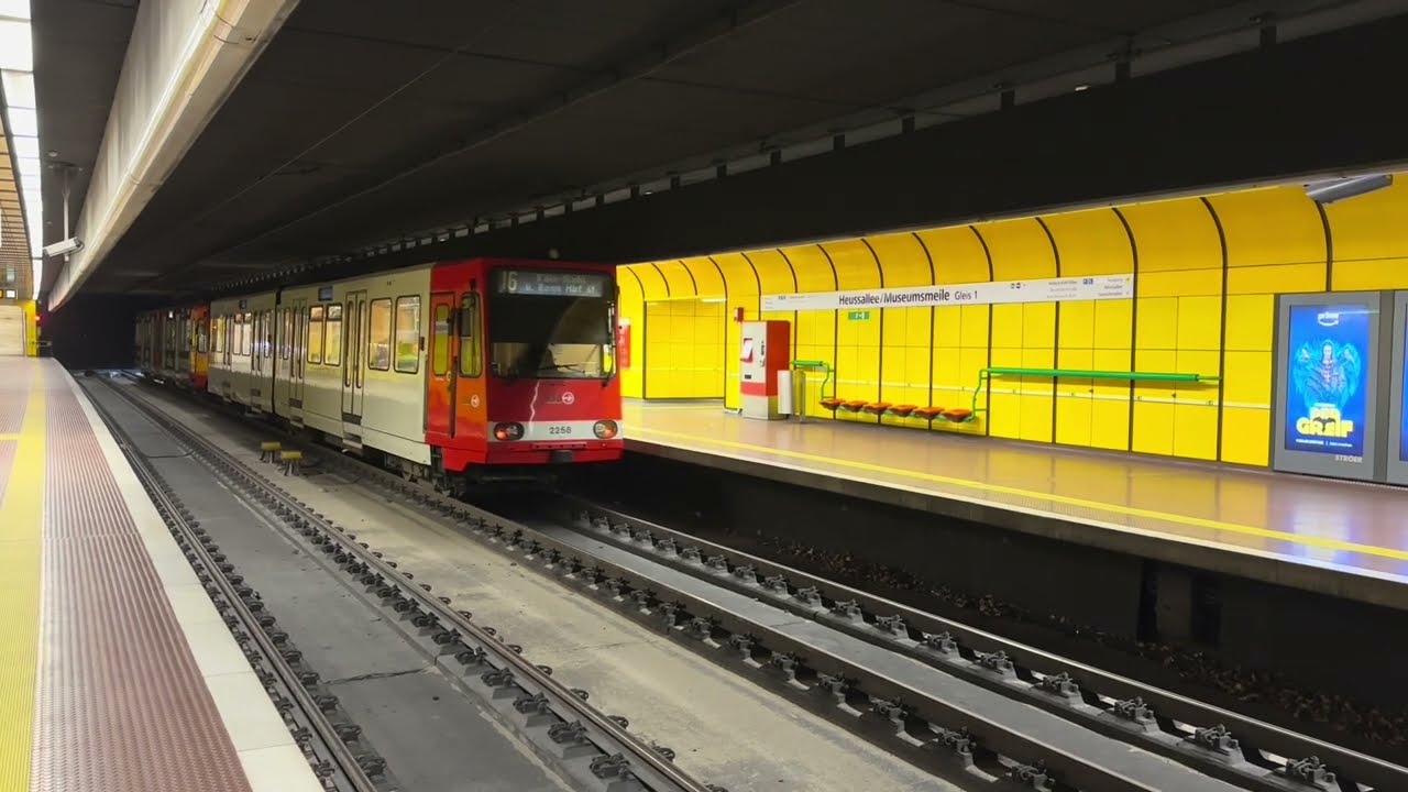 Bonn Stadtbahn. Station Heussallee/Museumseile