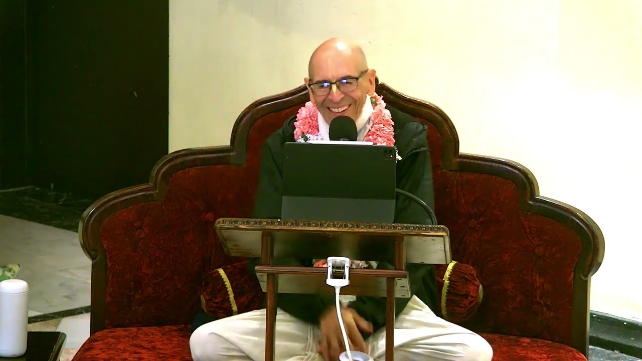 Gaudacandra Prabhu - Srila Bhaktisiddhanta Sarasvati Thakura -- Appearance - 2-6-26
