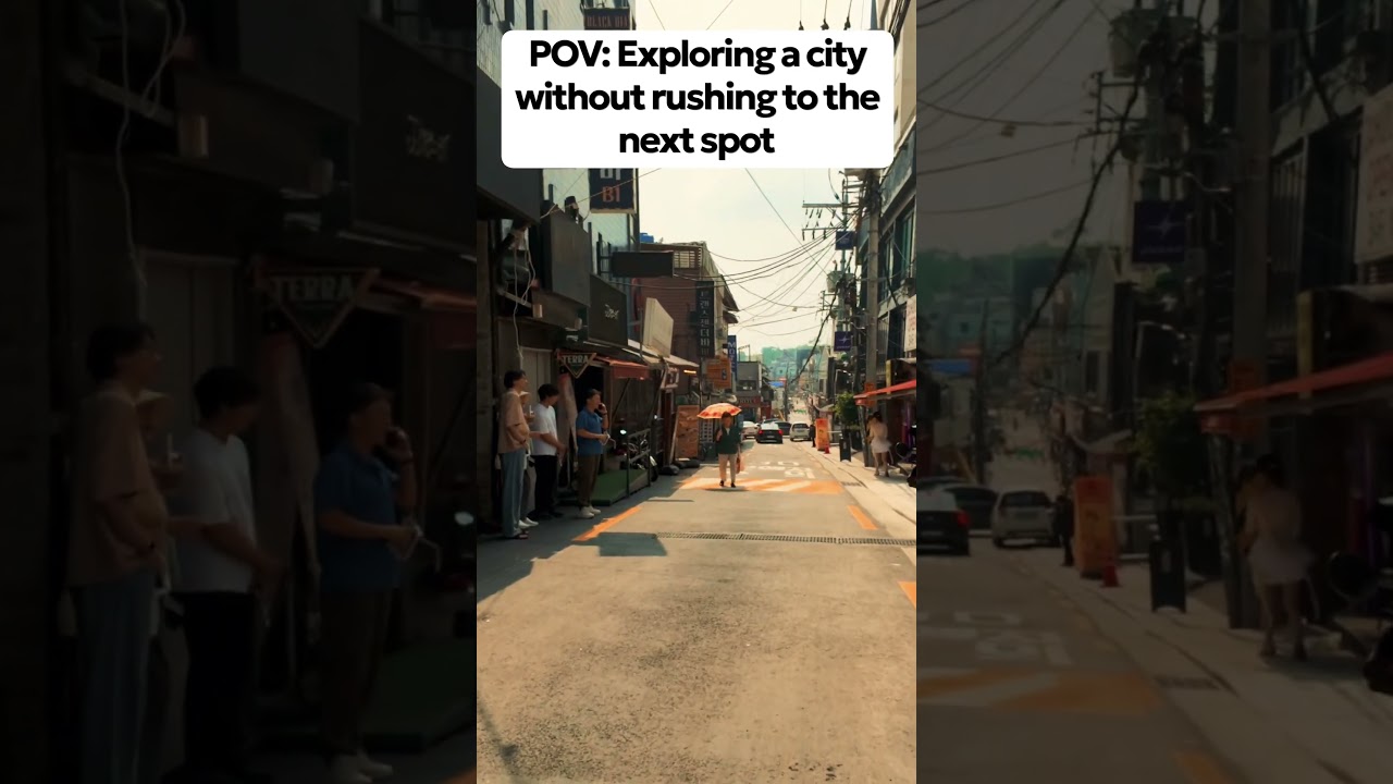 Walking in Itaewon, the most diverse neighborhood of Seoul! 😌 #travel #itaewonseoul #walkingtour