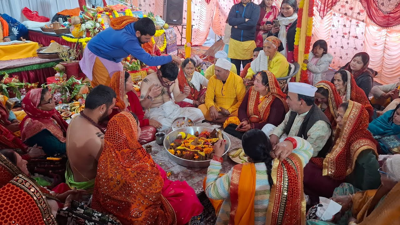 शिवरात्रि के महापर्व पर पार्थिव पूजन रई गुफा मंदिर पिथौरागढ़💐🙏