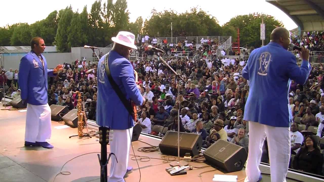 ConFunkShun Live In Vallejo - "Love On Your Mind"