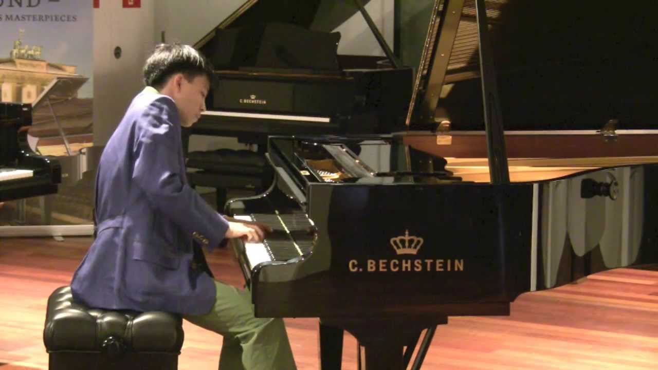 Kit Armstrong performs three chorale preludes by J.S.  Bach