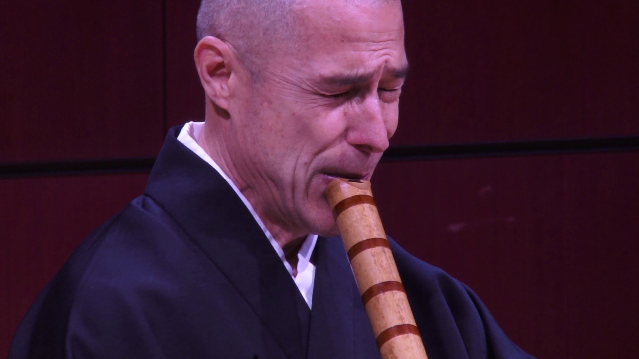 Riley Lee plays San'ya / Mountain Valley on a 2.6 (G) shakuhachi 尺八