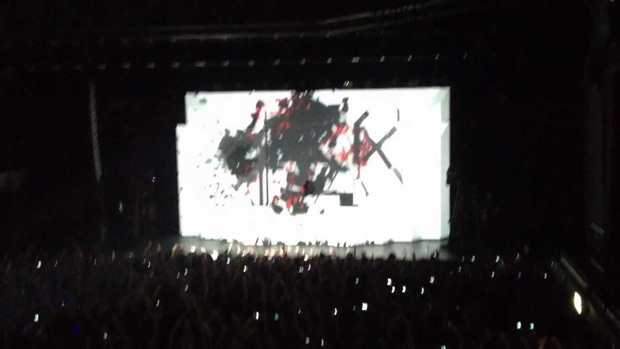1080p Skrillex Cologne E-Werk 25.02.2012 - Intro Breakn' a Sweat