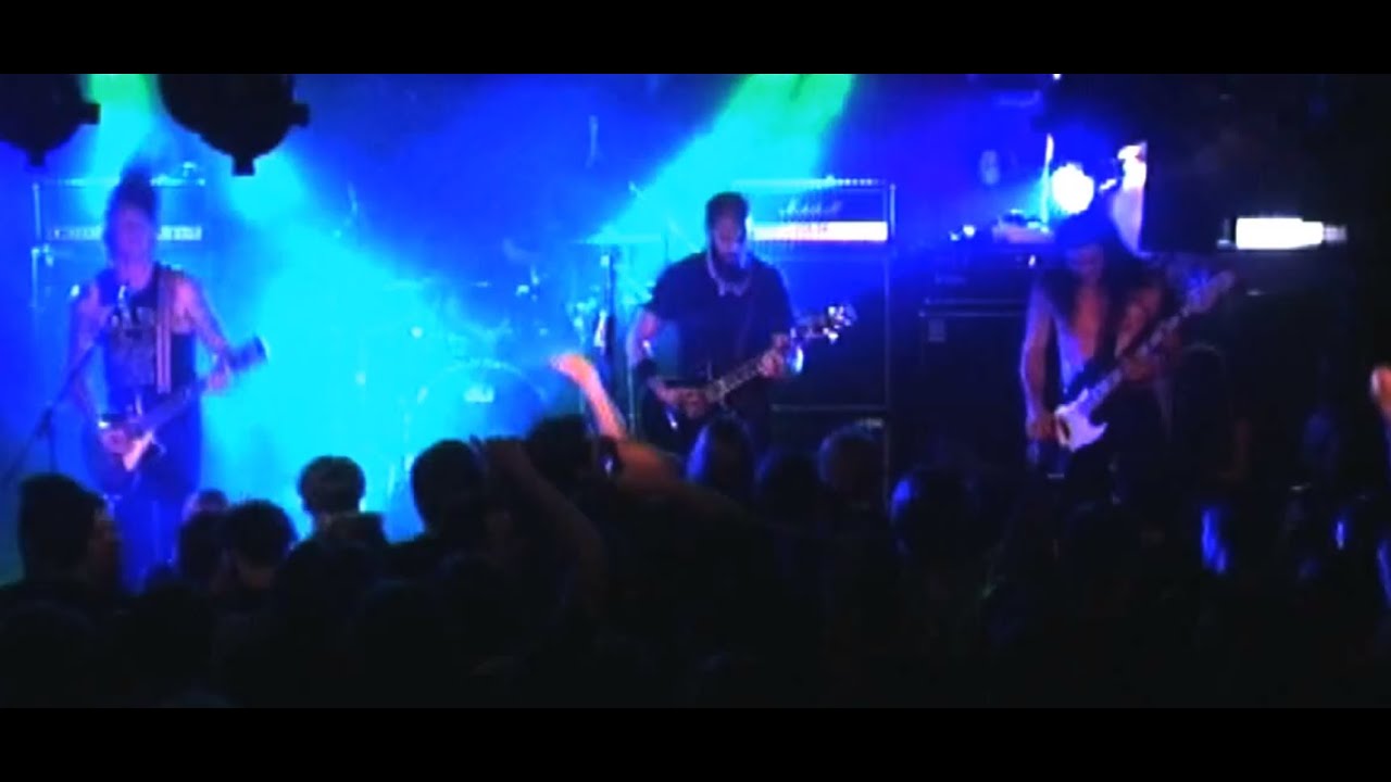 Baroness - A Horse Called Golgotha (Live in Sydney) | Moshcam