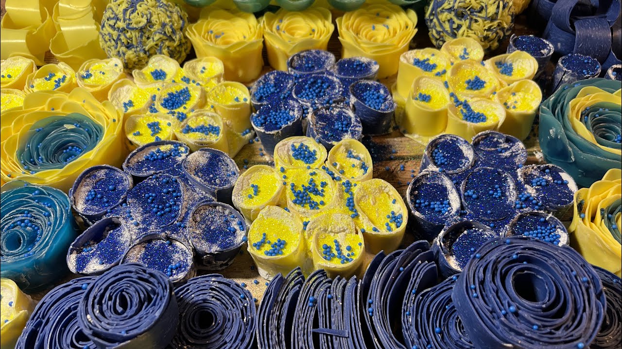 ASMR soap crushing, TONS OF STARCH!! 🇺🇦💙💛🇺🇦 super crispy soaps with roses, chains and balls!