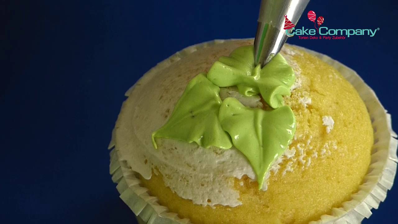 Russische Tülle Garniertülle Blüte mit 4 Blättern