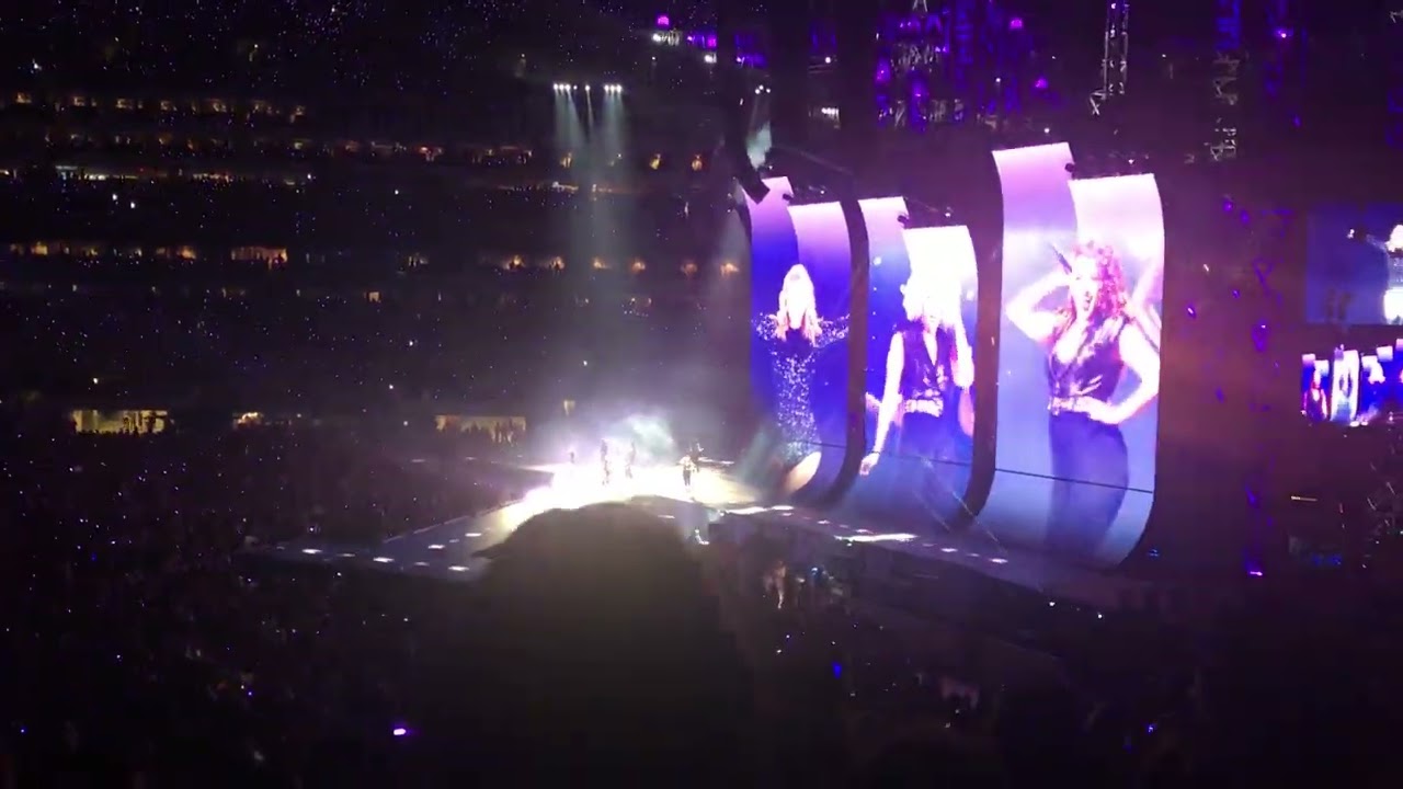 Taylor Swift “Gorgeous” Reputation Tour July 20, 2018 MET Life Stadium New Jersey