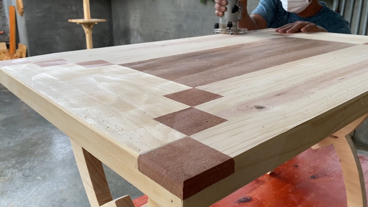 Great Idea For The Kitchen Space // Build A Simple Dining Table For 2 People