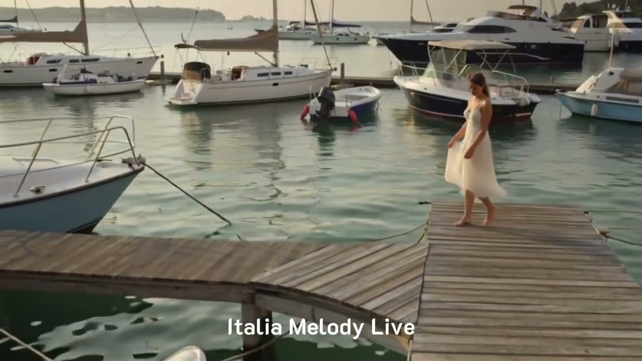Live Warm Italian Vibes || Calming Yet Fun Music for Sunset, Chill & Good Mood  🎶✨
