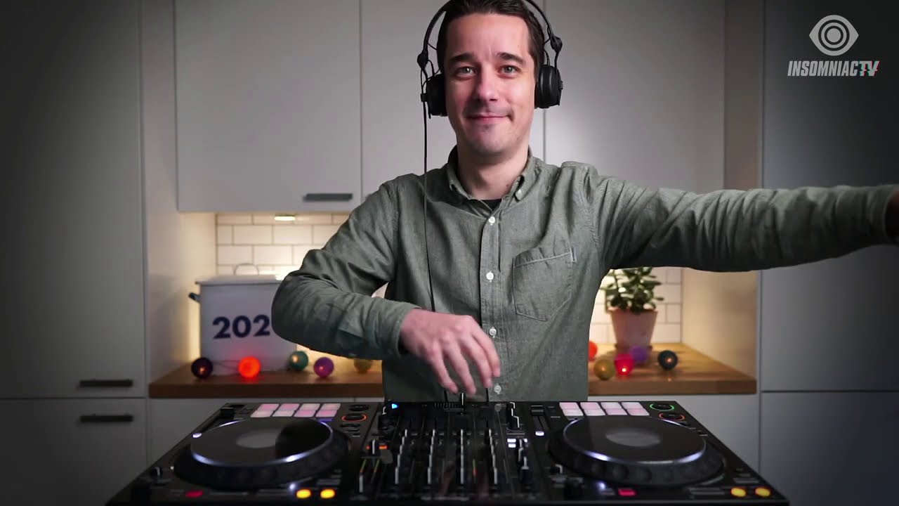 Oliver Smith for Dreamstate Artist Series (January 10, 2021)