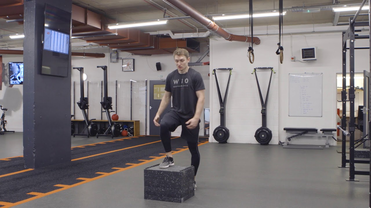 Alternating plyo step up