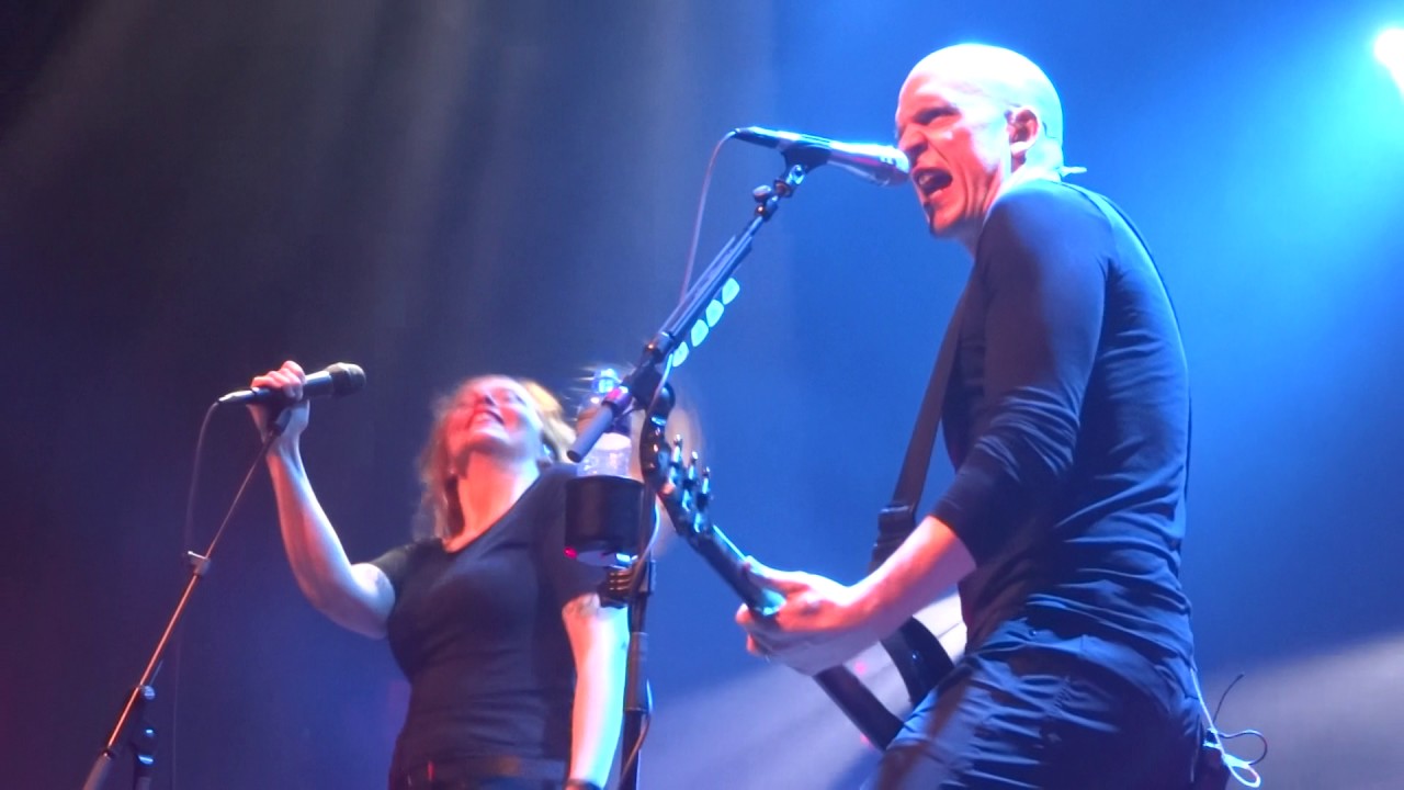 Devin Townsend and Anneke van Giersbergen - Kingdom