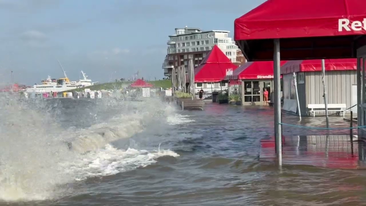 Sommersturmflut an der Buchtbude Grimmershörnbucht Cuxhaven