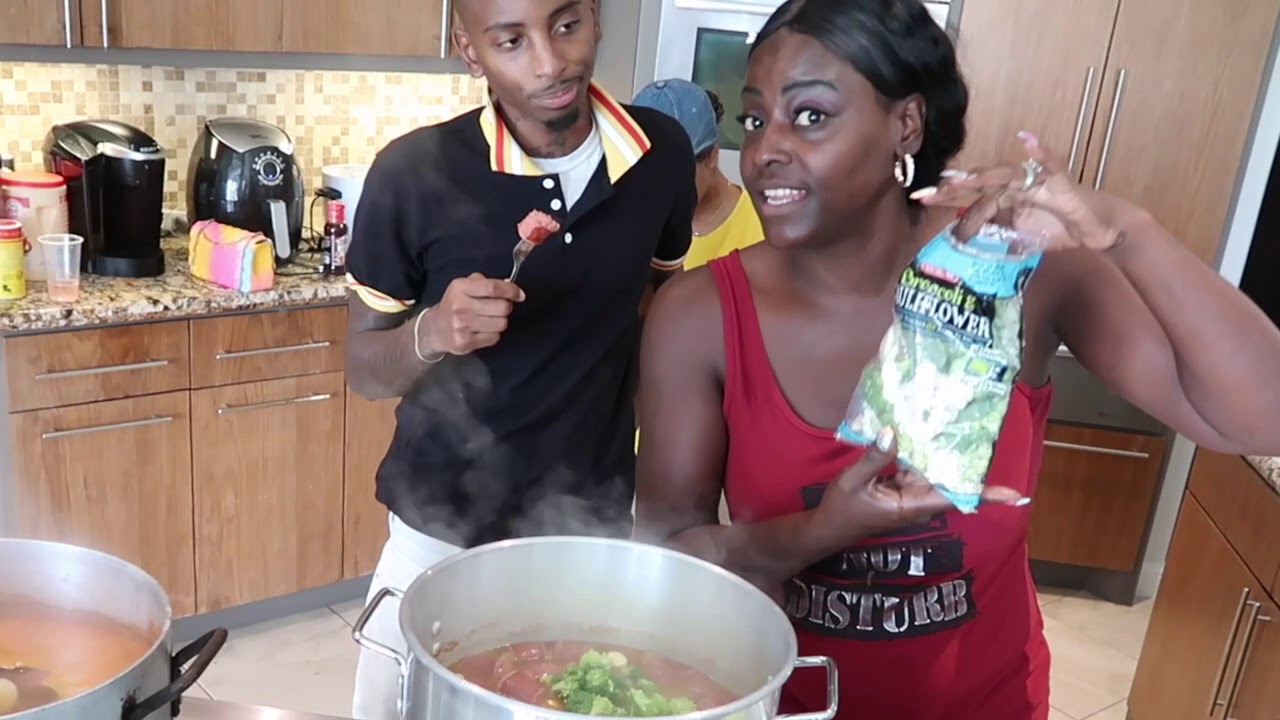 Seafood boil with Jaliyah and gang (mukbang)