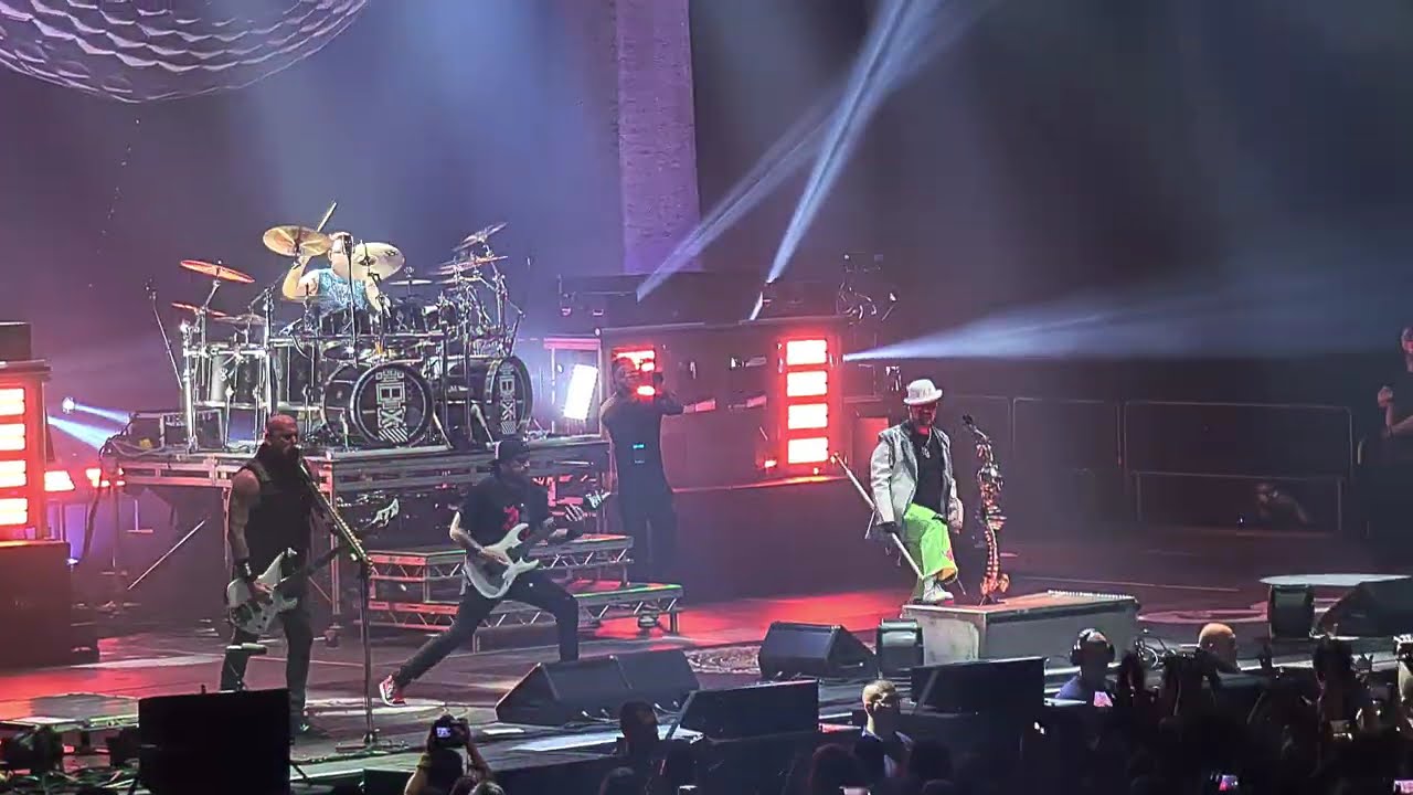 Five Finger Death Punch - Jekyll And Hyde // Live 2024 // Budapest