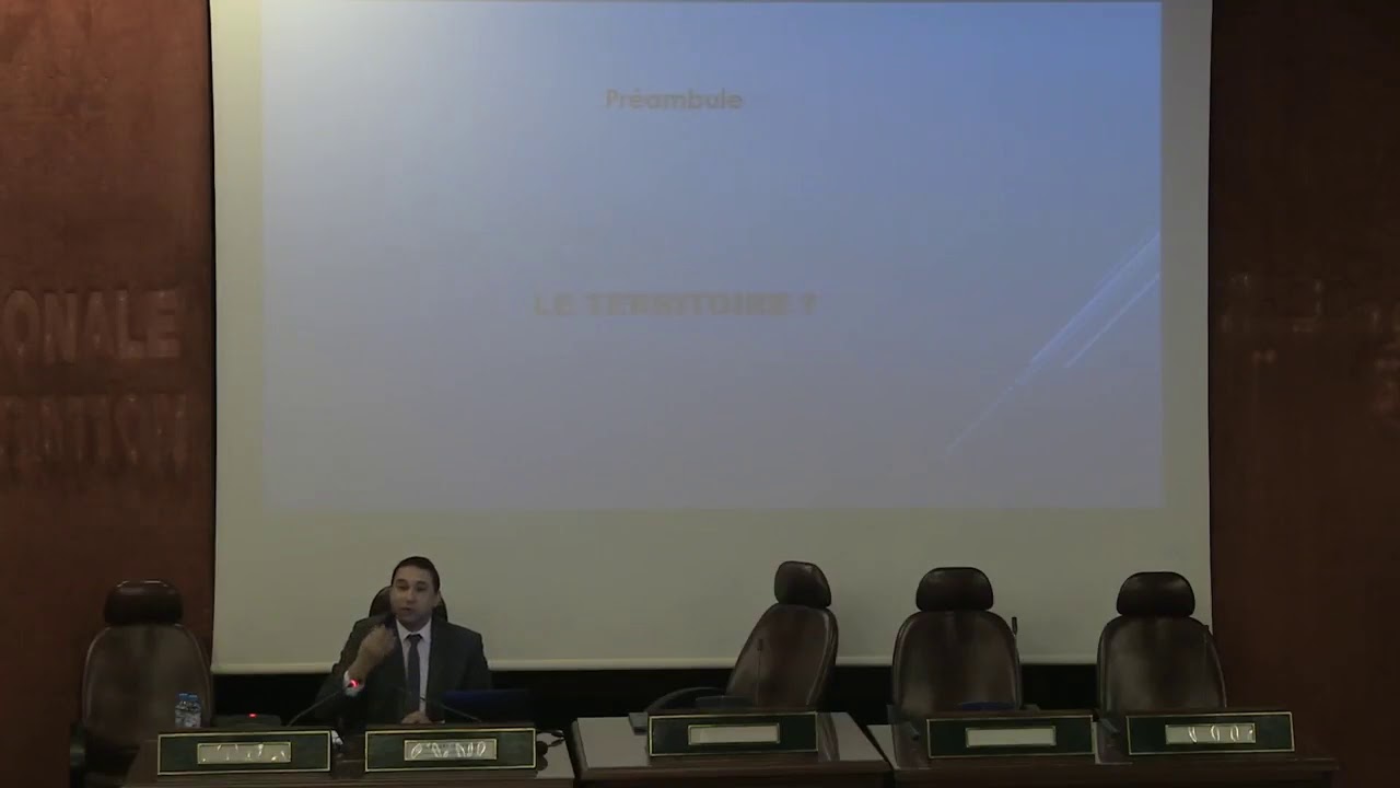 L'&eacute;conomie territoriale et l'action des territoires /M. Rabii El OUAFOUDI