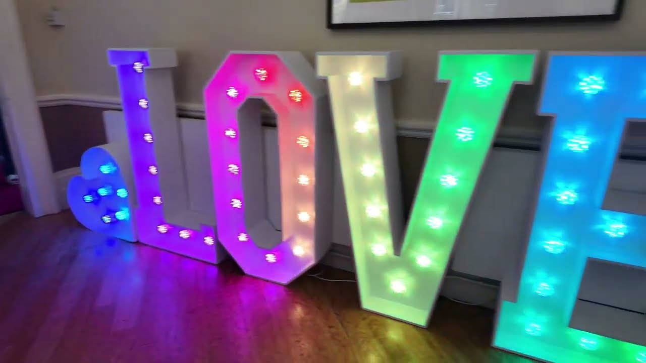 Sarah & Glenns Short Wedding video at The Coseners House Abingdon