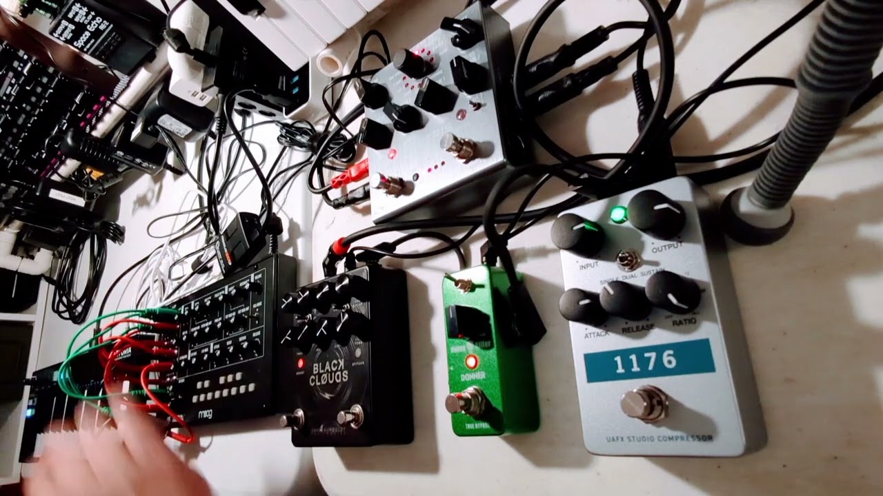 ROYGBIV vs Black Clouds: DSM Humboldt Black Clouds Distortion on Moog Mavis, UA 1176, Ventris Reverb