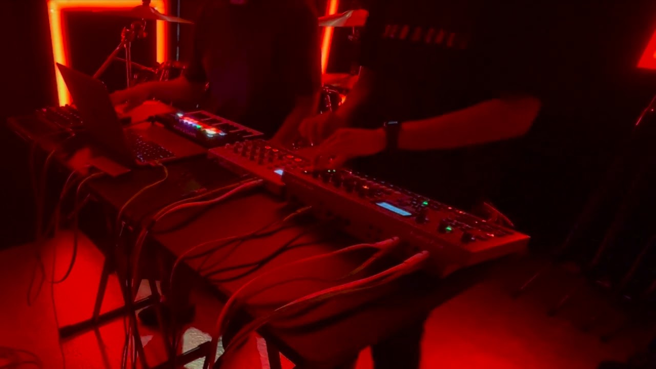Dub Techno Ableton Live Elektron Analog Four MK2, Model:Cycles
