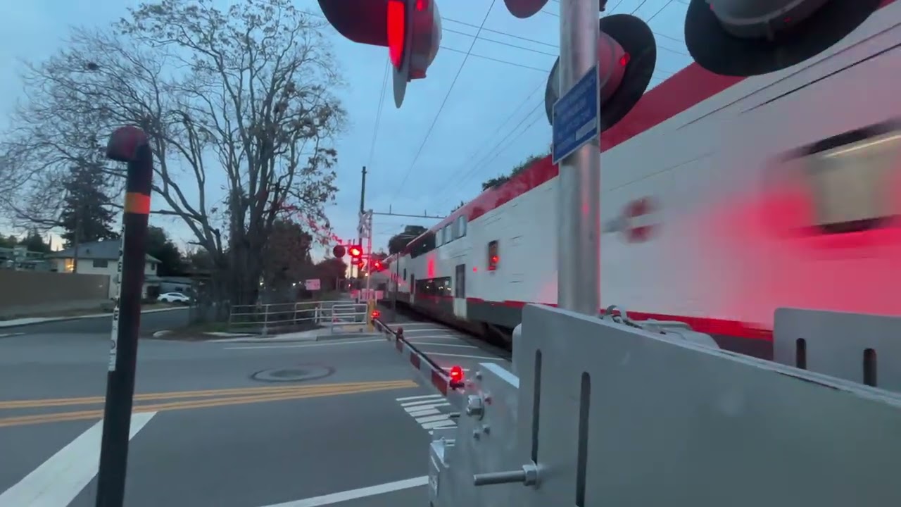 Southbound Local @caltrain #148 passing the Glenwood Ave & Garwood Way railroad crossing in Atherton