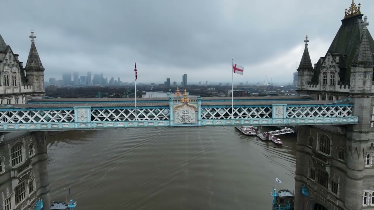 Amazing Tower Bridge #travel #thewanderinglondoner #london #uk #drone