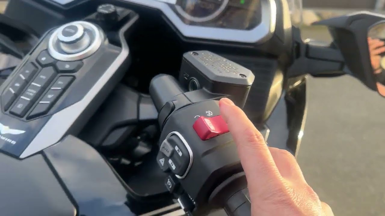 2020 Honda Goldwing Tour DCT Airbag - 3,139 Miles