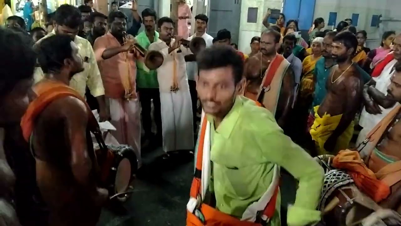 திருத்தங்கள் மாரியம்மன் கோவில் பொங்கல் இருக்கன்குடி சண்முகவேல் நையாண்டி மேளம் போன் 97515 61030