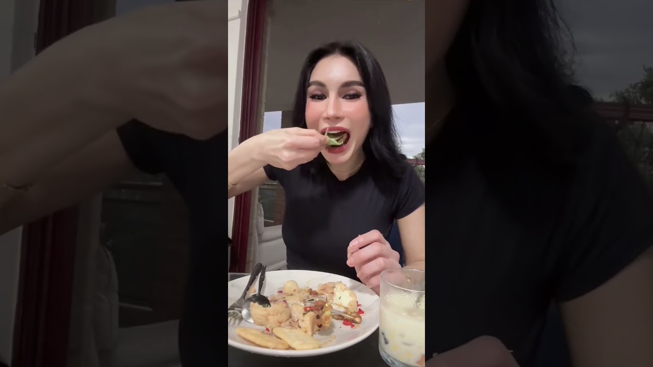 Sajat berbuka puasa