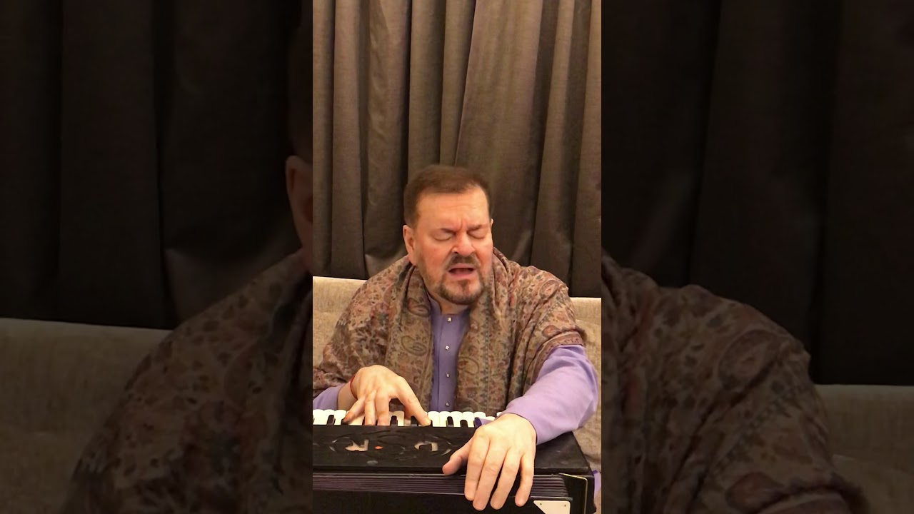 MAA, TUMSE HI GHAR GHAR KEHLAYA