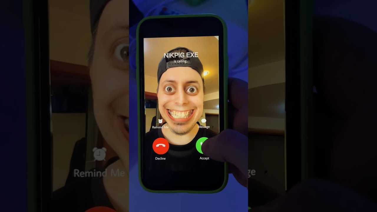 NIKPIG is calling NIKPIG at 3AM