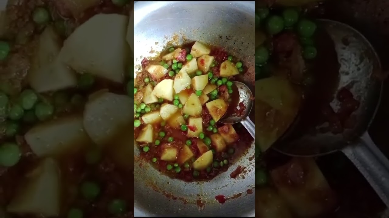 POTATO AND PEAS❤️😍#AlooMator❤️#SoooTasty😋#FullVideo❤️#ForYou🥰#LIKESUBSCRIBE🥰#COMMENTTOO😁🥰@Tasneem458