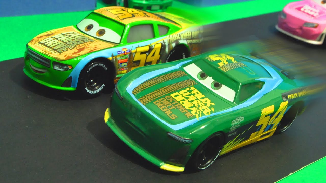 Disney Cars 3 : Herb Curbler & Tommy Highbanks Racing! - StopMotion