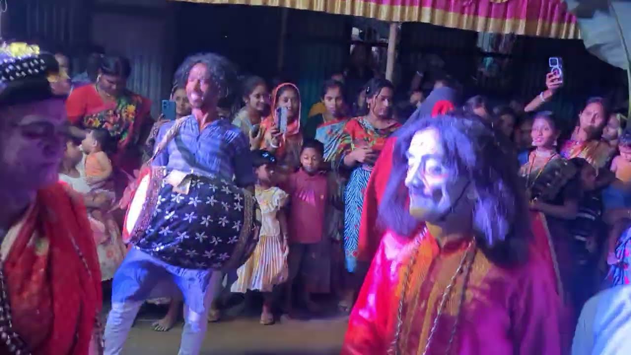 অসাধারণ সাজের বাজনা ফাটাফাটি 