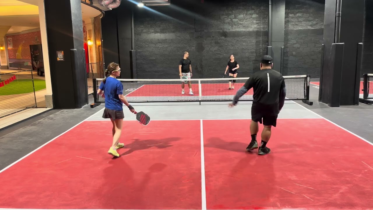 Kat/Edison vs Tina/Rey