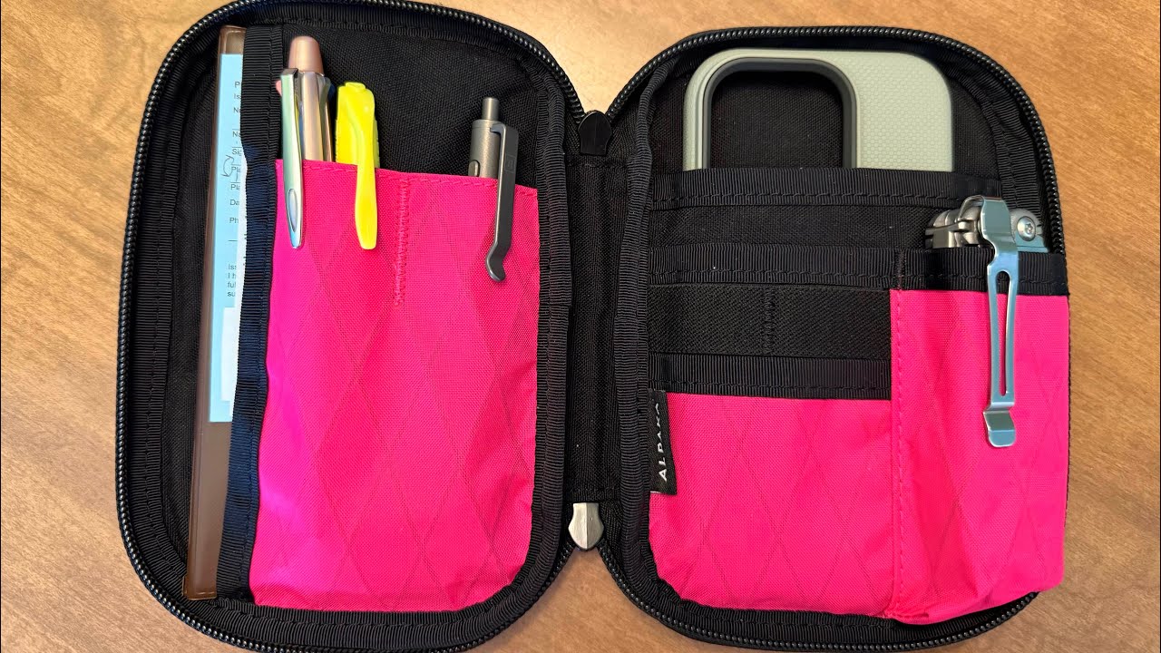 The Alpaka Admin Pouch: Extremely Versatile!