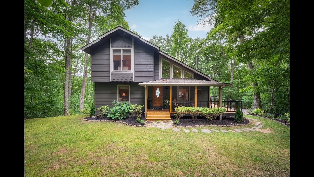 Virtual Walkthrough - 1976 Moonshine Mountain Road, Burnsville, NC 28714