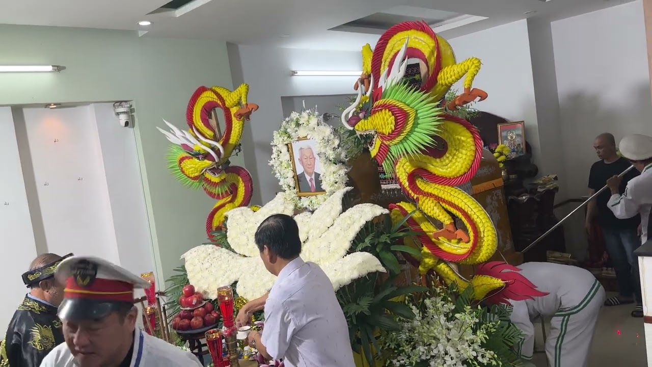 Đám Tang Ông Nguyễn Văn Xuân