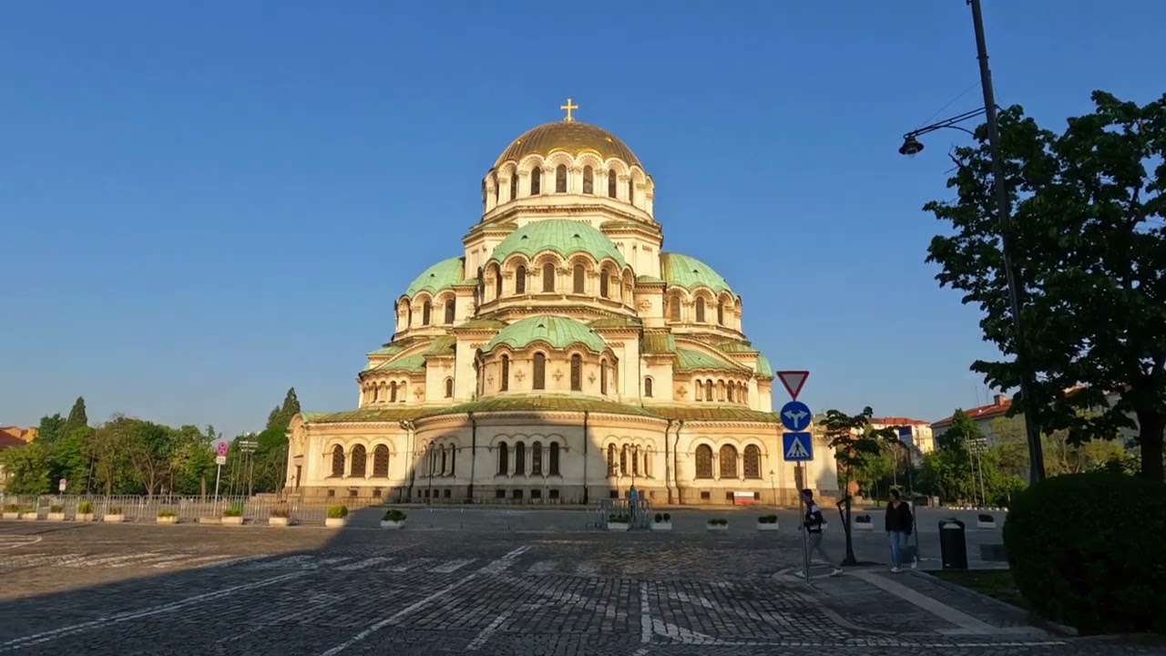 Разходка из София  Красотата на българската столица