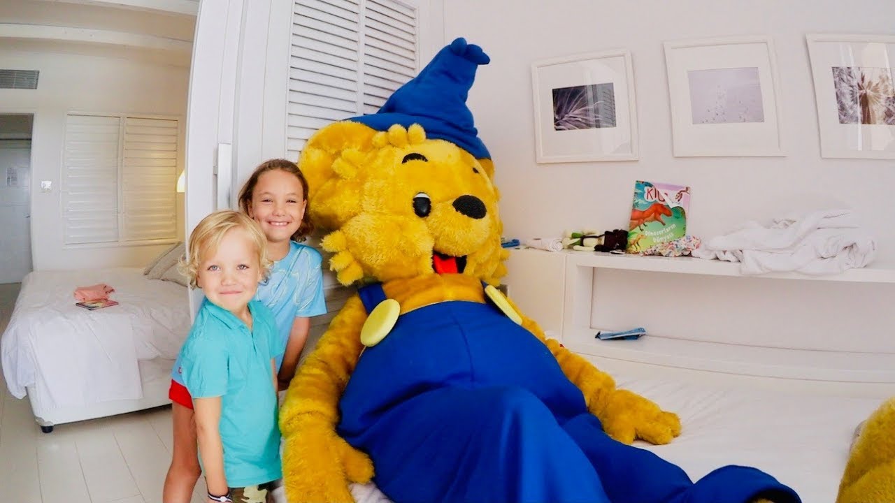 Överraskade på hotellrummet - Rhodos VLOGG