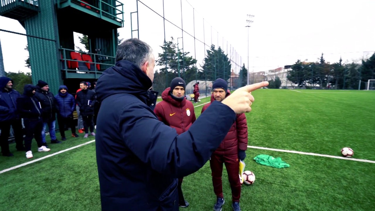 QuadroAthletics Futbol Akademi Eğitimi . Raymond Verheijen