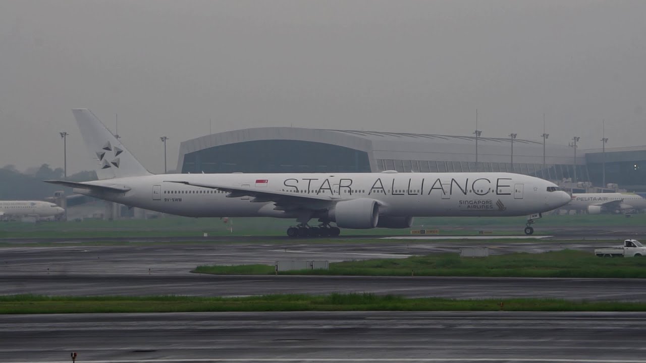 Planespotting Takeoffs & Landings Jakarta Soekarno Hatta International Airport | CGK / WIII