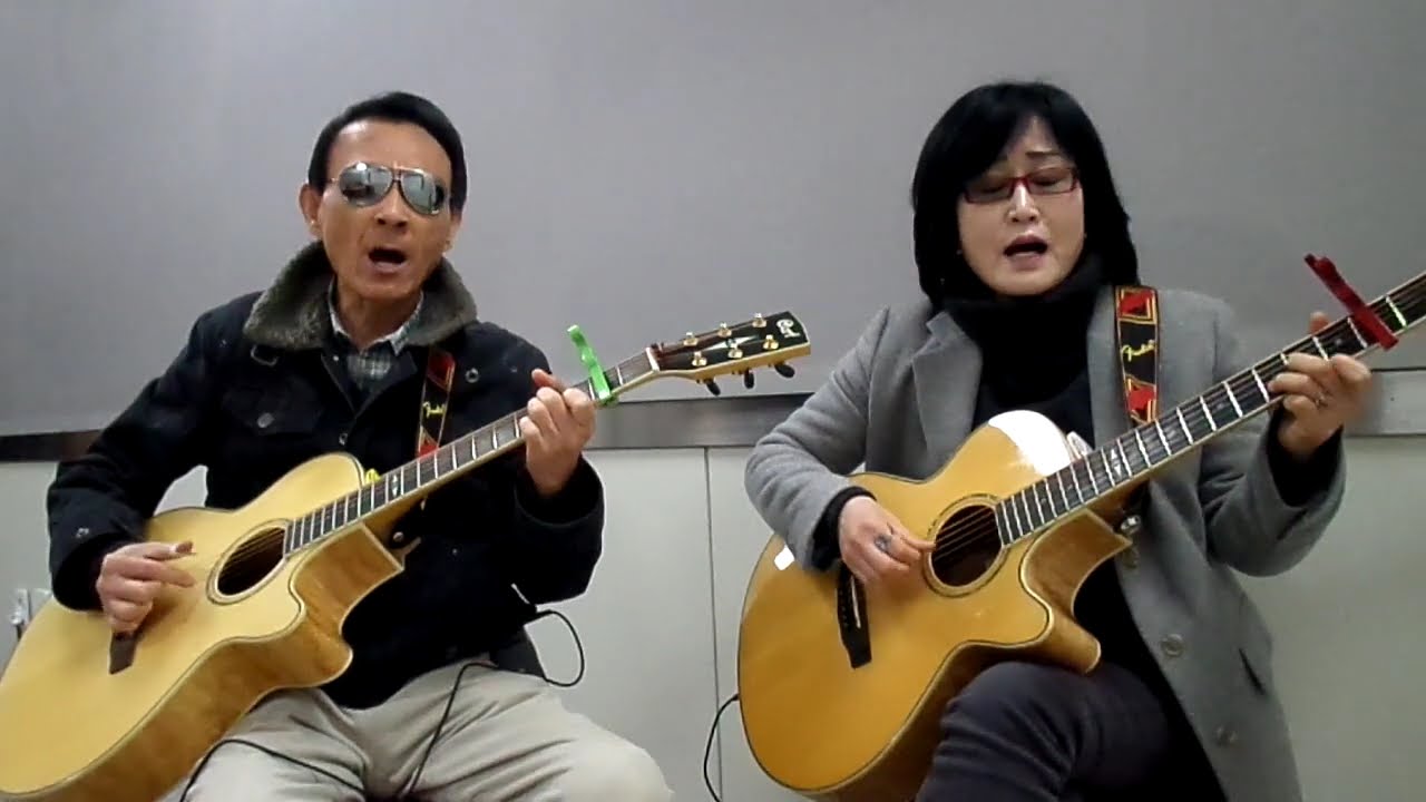 추억(이필원)---지니로니 통기타듀엣 Cover